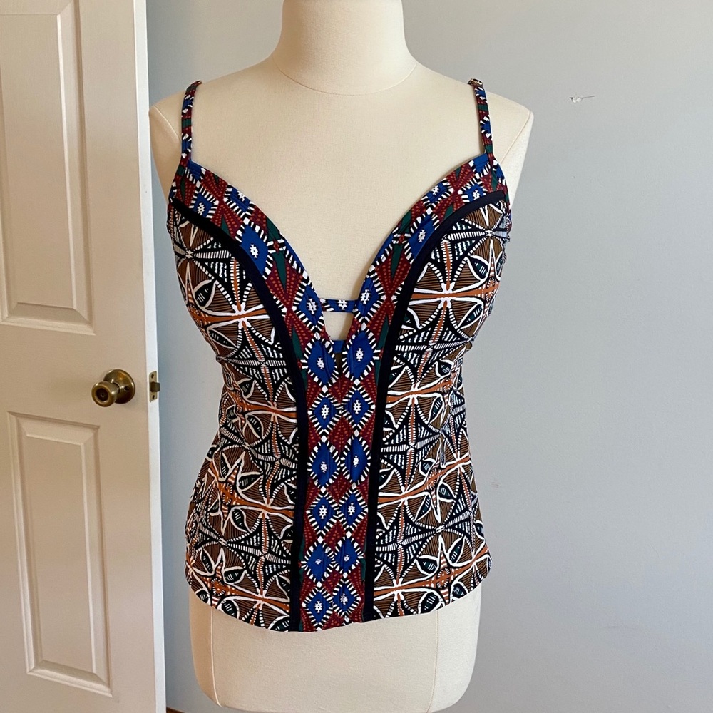 Bleu Rod Beattie Size 14 tankini swim top! Tribal design